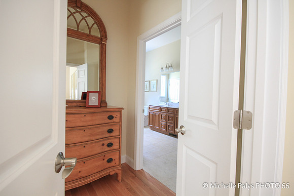 2569-Photo66